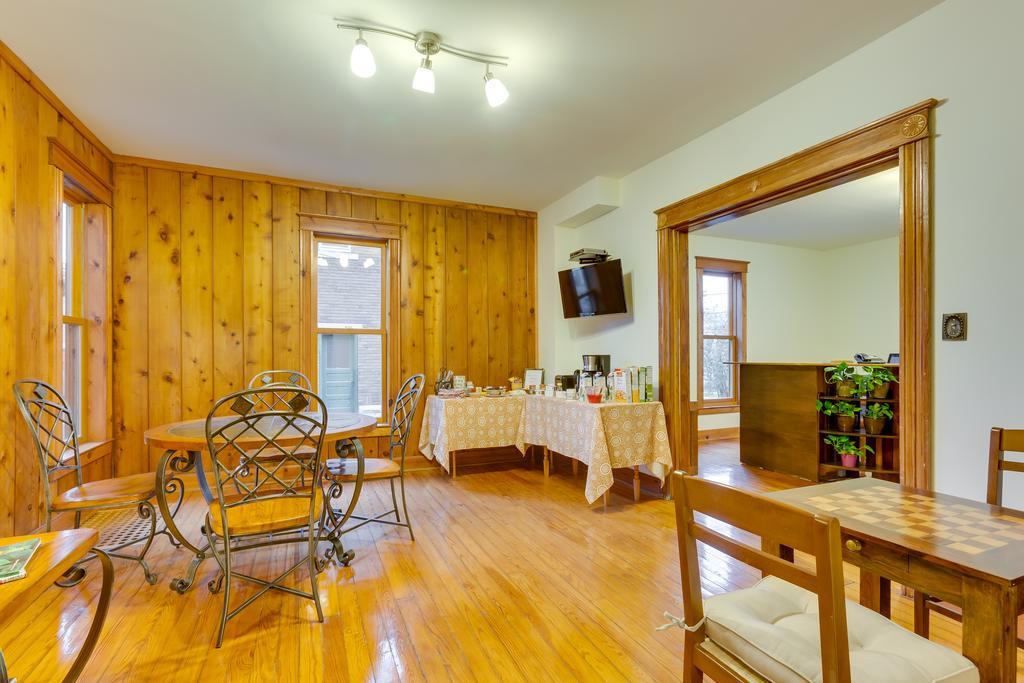 Persimmon Inn Bloomington Exterior foto